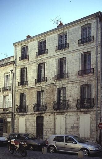 Façade.