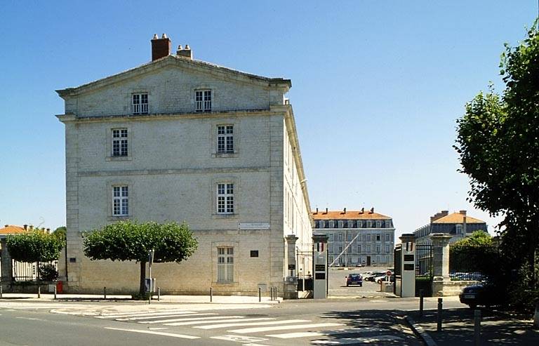 Caserne Neuve vue générale.