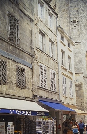 Façade.