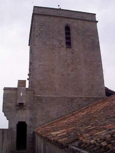 Vue de la tour-clocher, depuis le chemin de ronde (sud-est)