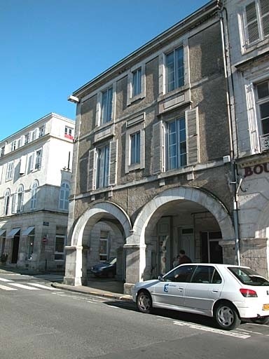 Façade.
