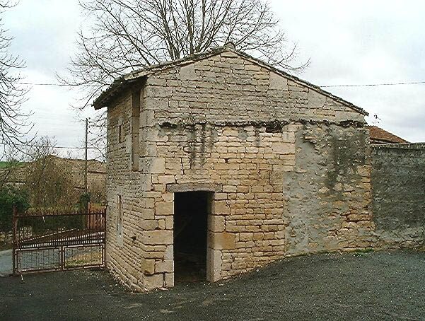 Logement, façade en pignon, vue prise de l'est.
