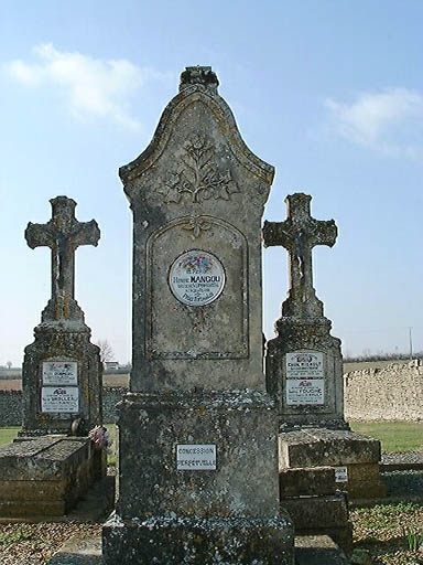 Tombeau de Honoré Mangou