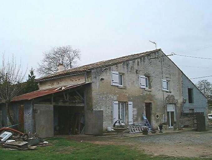 Logis, élévation antérieure nord, vue prise du nord-est.