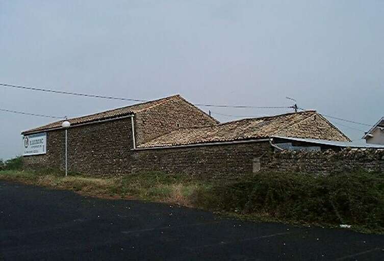 Elévations postérieures de la grange et des dépendances.