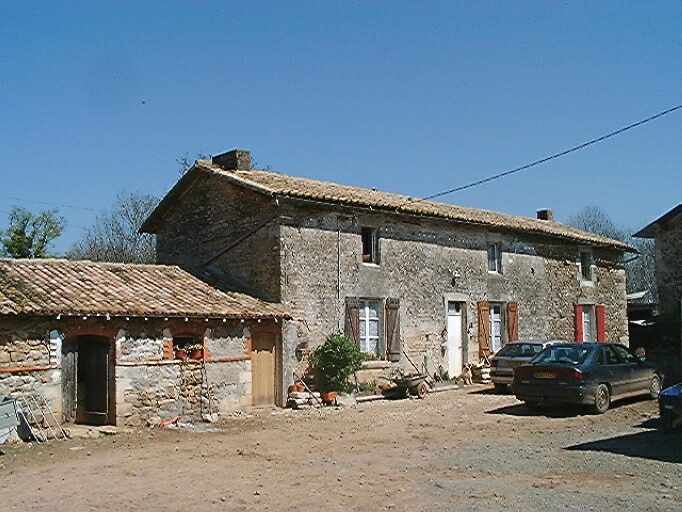 Logis, élévation antérieure.