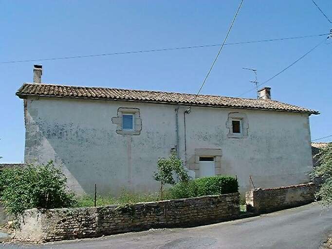 Logis, élévation postérieure, vue prise du nord.