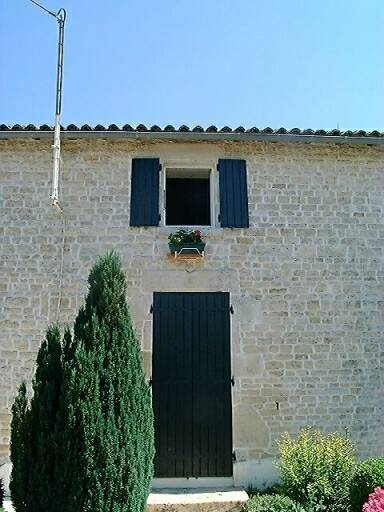 Elévation antérieure du logis, travée centrale, détail.