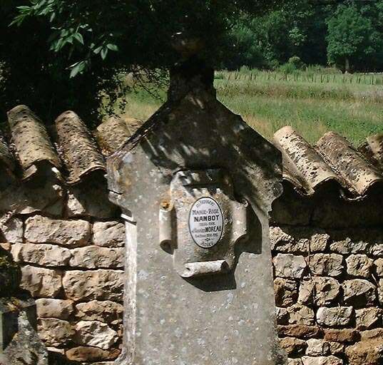 Tombeau de Marie-Rose Nambot et de Charles Moreau