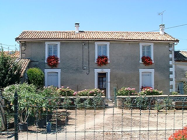 Logement, élévation antérieure.