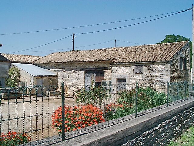 Grange, élévation sur cour.