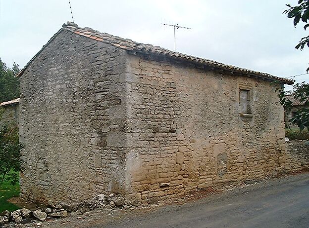 Ferme à Croué de Verrines, dépendances.