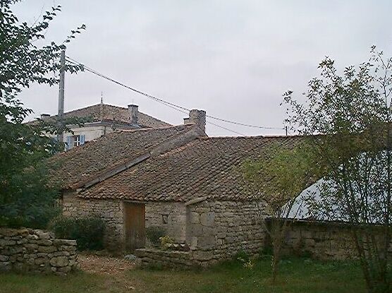 Ferme à Croué de Verrines, dépendances.