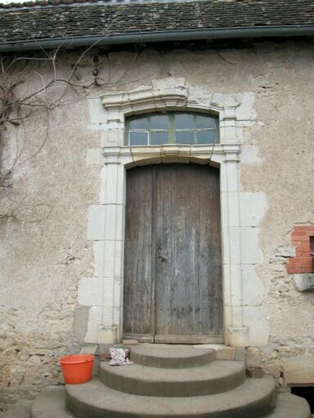 Logis, élévation antérieure, détail de la porte