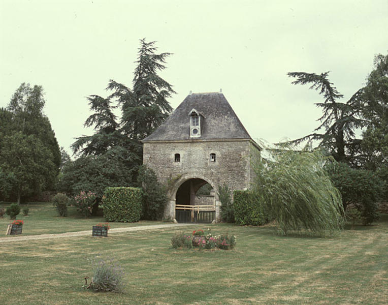 Pavillon d'entrée, élévation sud