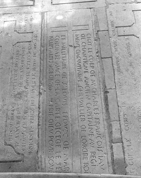 Chapelle, dalle funéraire de Charles-François de Chantigné, décédé en 1813