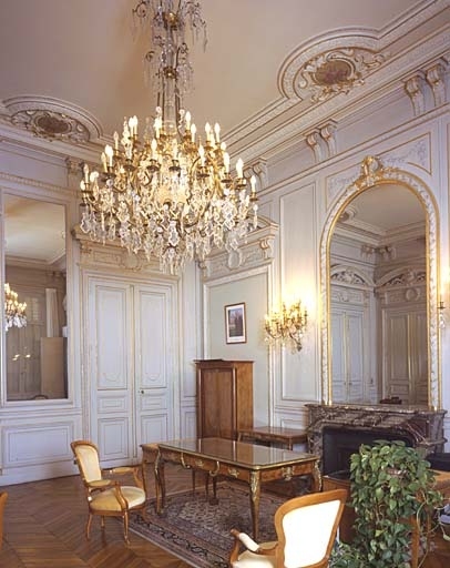 Bureau du Directeur de cabinet, rez-de-chaussée.