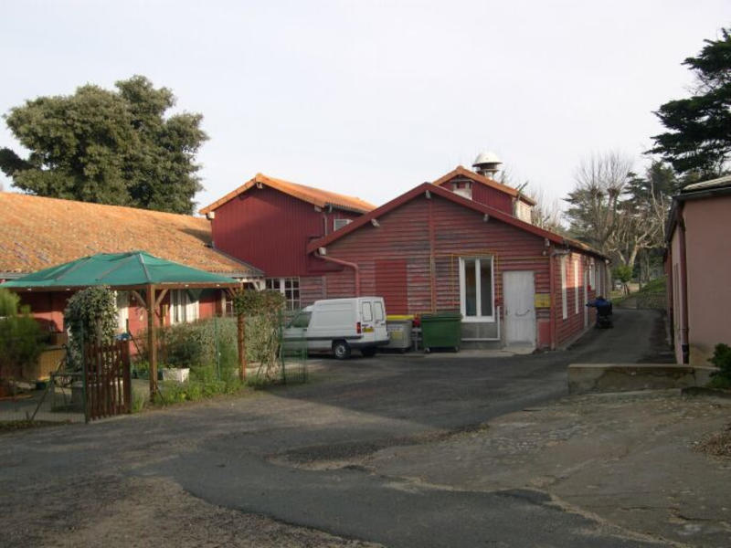 Bâtiment des cuisines au sud-ouest vu depuis le sud-ouest
