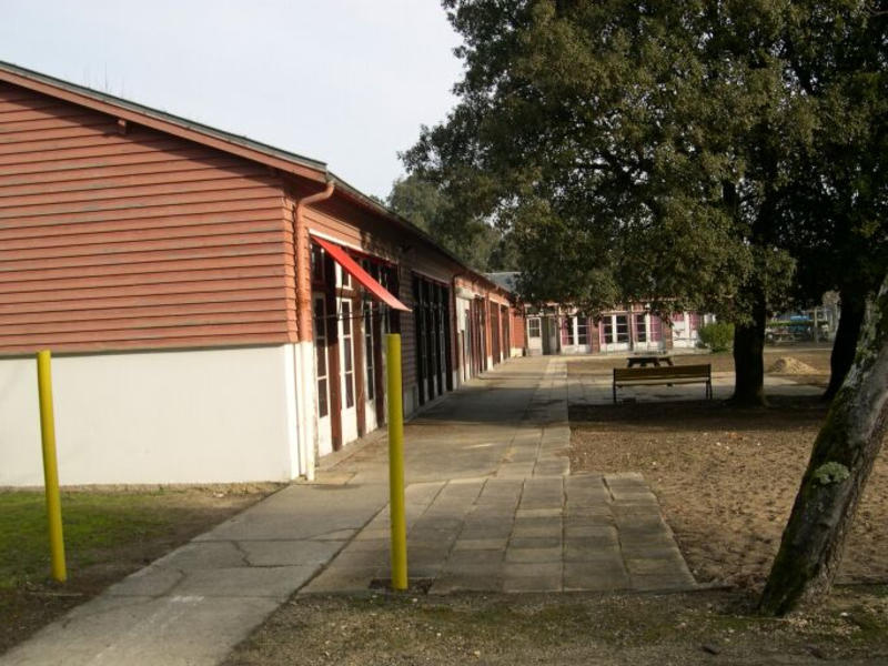 Bâtiment à l'ouest vu depuis le sud-ouest