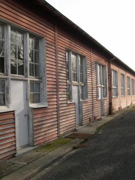 Bâtiment perpendiculaire à la salle de spectacle, logement du personnel, élévation ouest, détail