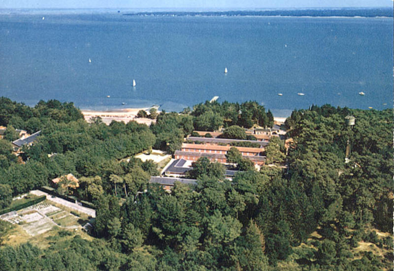 Vue aérienne depuis le nord, état récent.