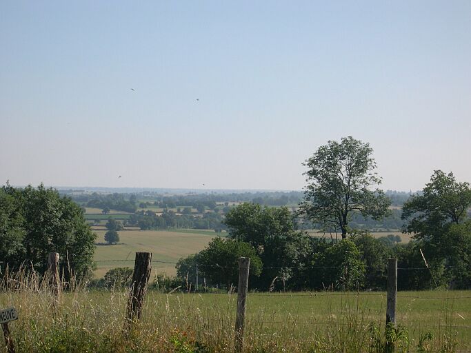 Vue depuis le cimetière, vers Villeneuve.