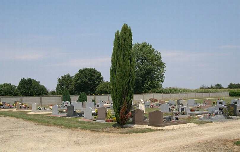 Le cimetière nouveau.