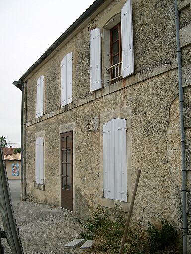 Le logement de fonction.