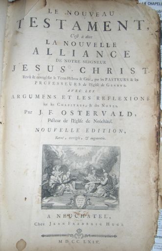 Vue de la page de garde du Nouveau Testament.
