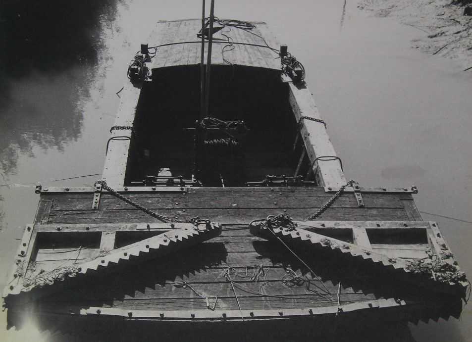 Vue d'ensemble d'un bac-râteau.