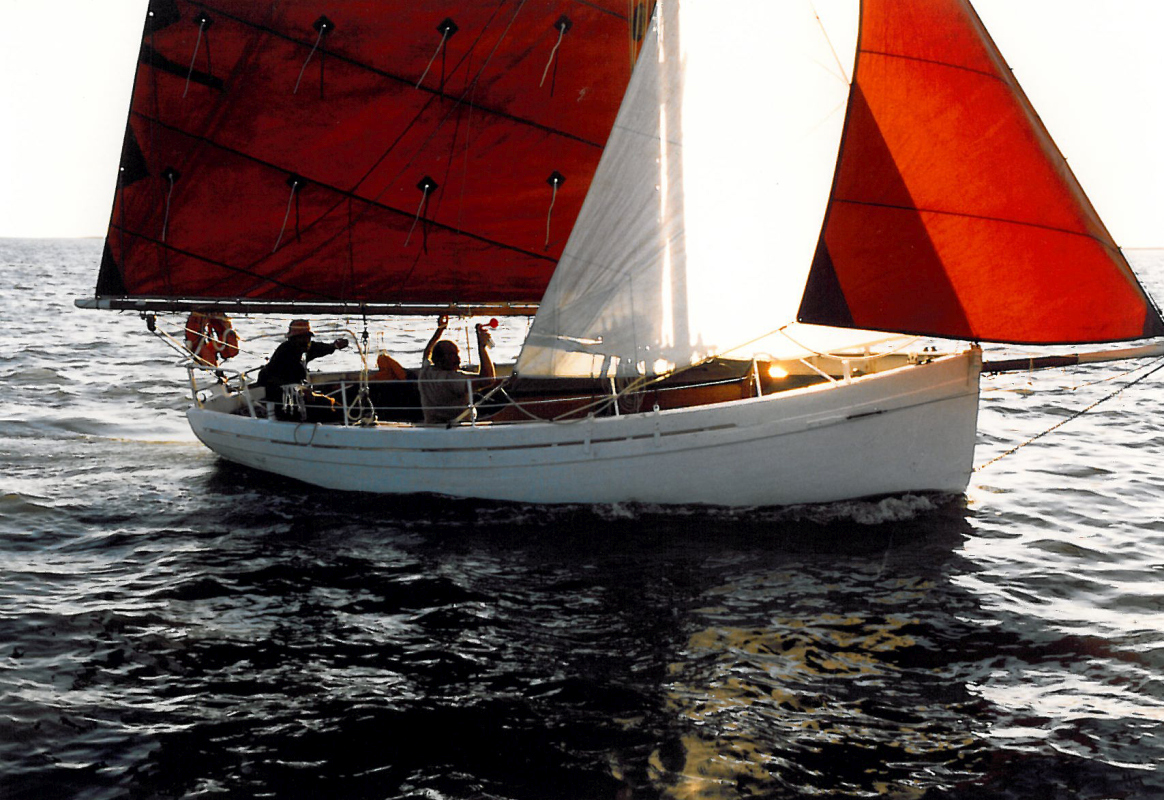 Petit Salé en régate dans les pertuis charentais, en 2009.