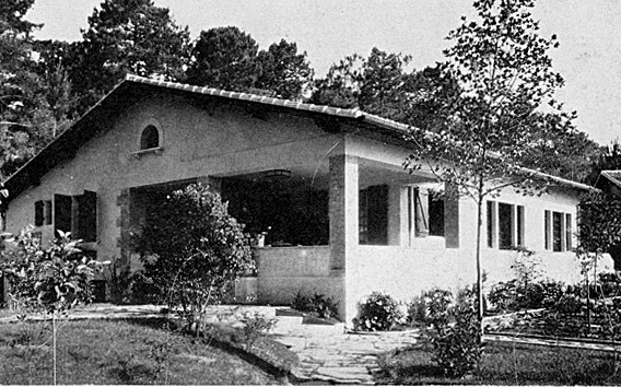 Elévations sud et ouest.