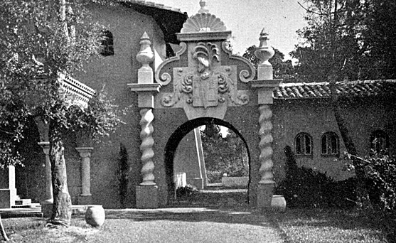 Détail de l'entrée, état ancien.