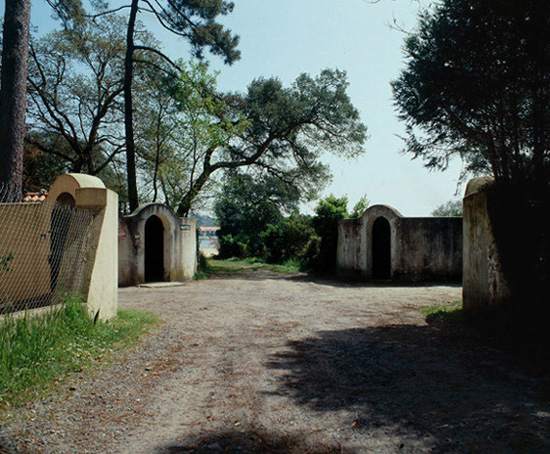 Vue depuis le sud-est.