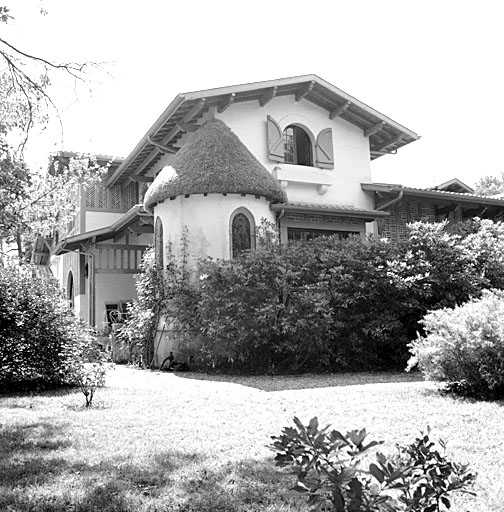 Elévation nord-est, chapelle.