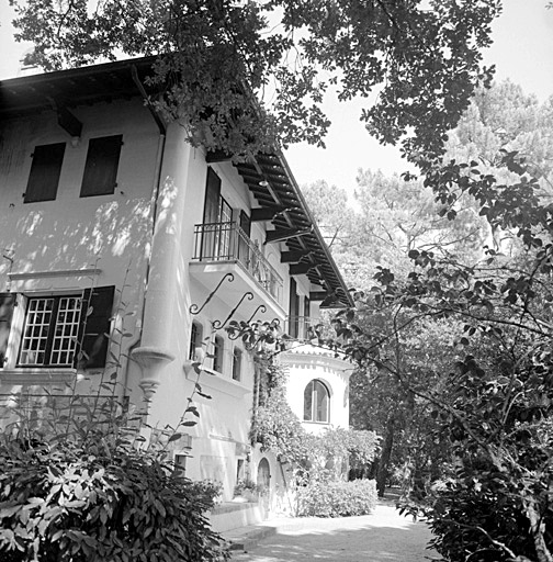 Ensemble depuis le sud-ouest.