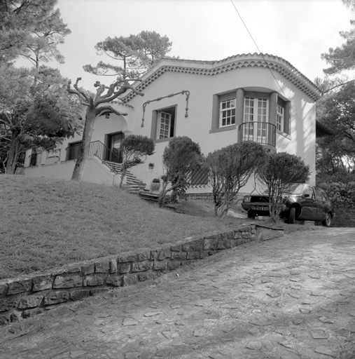 Ensemble depuis le sud-ouest.