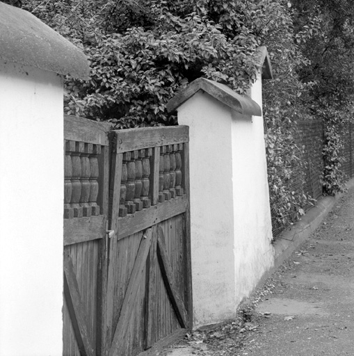 Portail d'entrée.