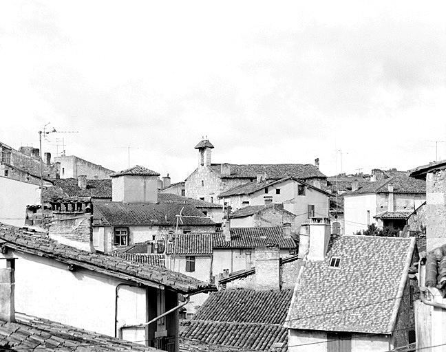 Vue d'ensemble depuis le sud est.