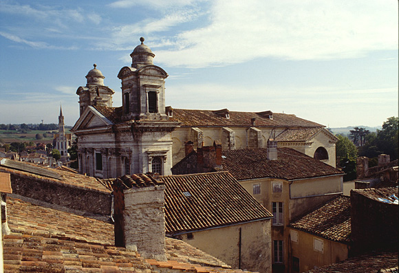 Vue d'ensemble depuis le sud-ouest.