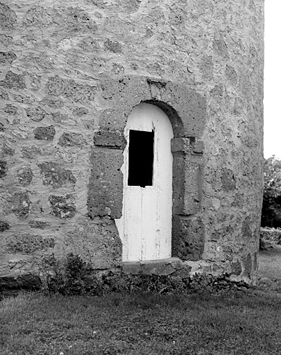 Colombier, porte.