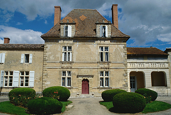 Corps de logis central, élévation sur cour.
