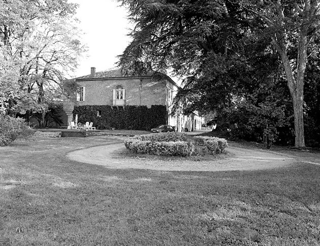 Logis, vue prise du nord-ouest.