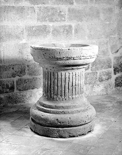 Fonts baptismaux.