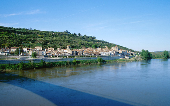 Vue générale depuis le sud-ouest.