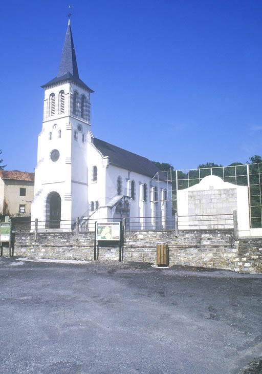 Vue d'ensemble prise de 3/4 nord-ouest.