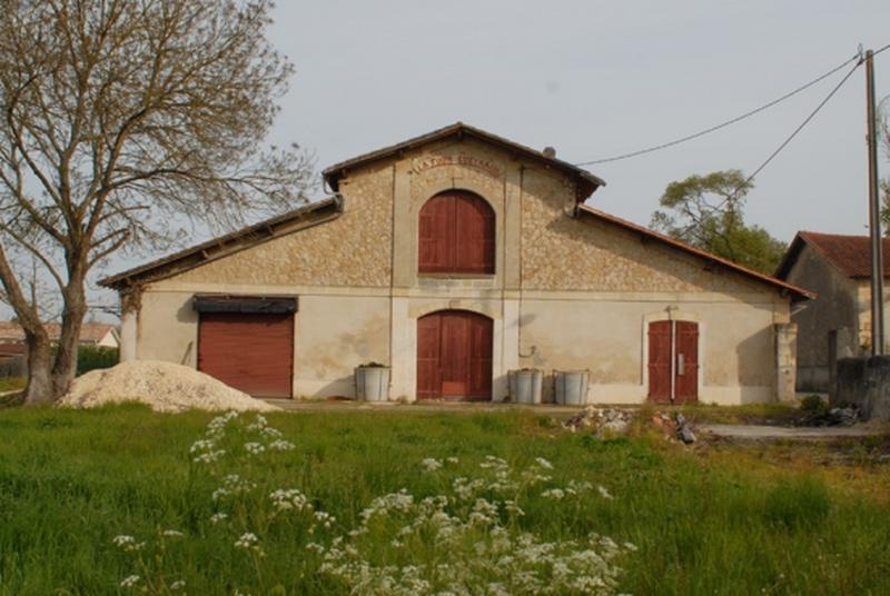Chai indépendant, élévation postérieure (sud), ensemble.