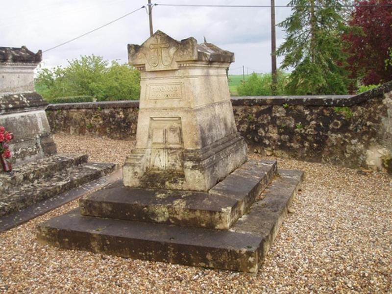 Cimetière, tombe Granjou