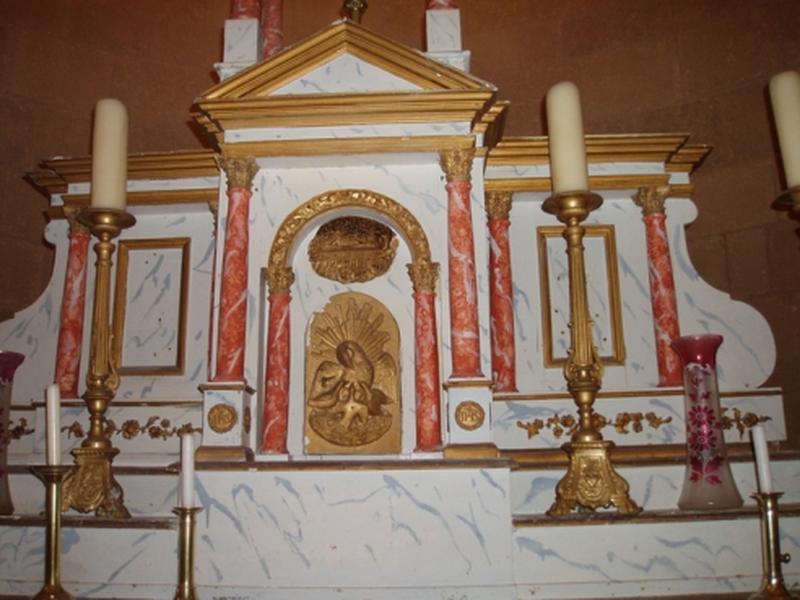 Intérieur, autel principal : tabernacle