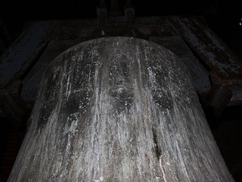 Détail du vase supérieur.